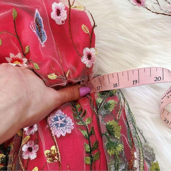 ᴇᴜᴄ ᴍᴇꜱʜ ᴇᴍʙʀᴏɪᴅᴇʀᴇᴅ ᴀ-ʟɪɴᴇ ᴅʀᴇꜱꜱ - Picture 9 of 17